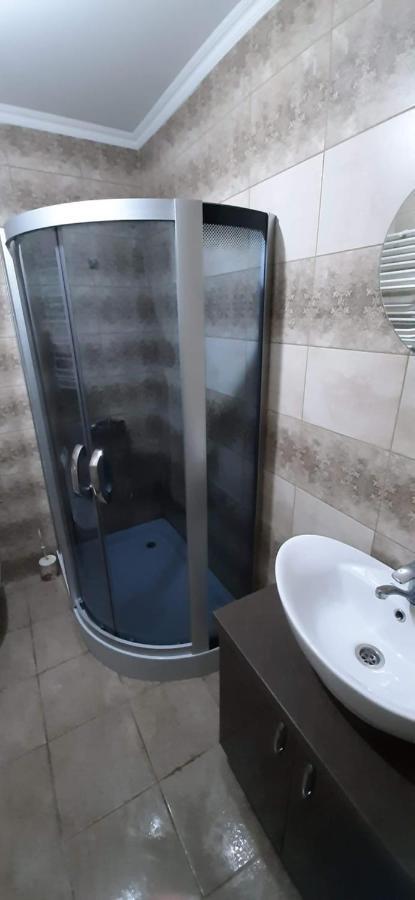 Tecuci Apartment In The Center Chişinău Esterno foto